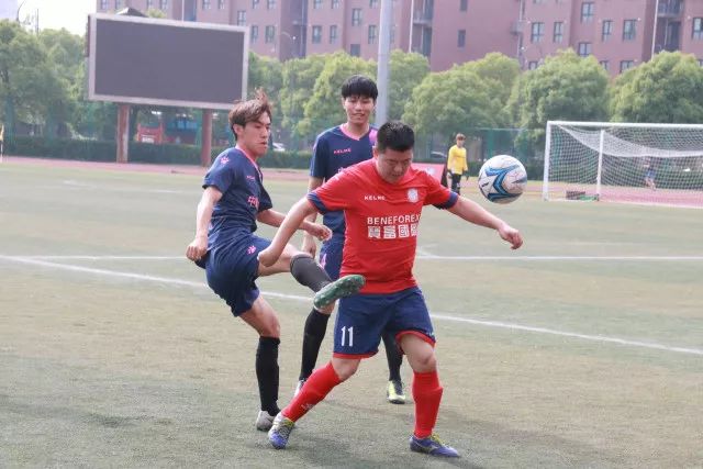 乔治11分76人大胜活塞 老鹰3连胜送黄蜂5连败