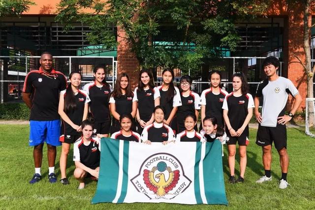 文班亚马全票当选年度最佳新秀 场均21+11+4+4