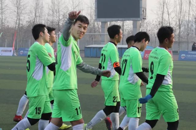 里约奥运会夺冠十周年 中国女排冠军走进南京校园