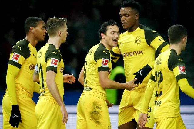 里约奥运会夺冠十周年 中国女排冠军走进南京校园